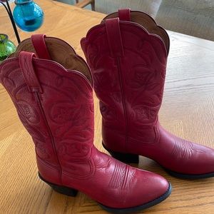 Ariat womens boots size 6